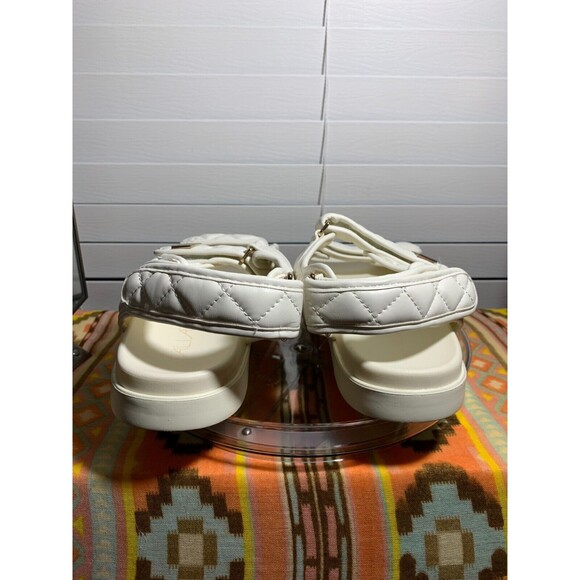 Calia by Carrie Underwood 9 Puffer Quilt Hook & Loop Adjustable Sandals White - Picture 5 of 11